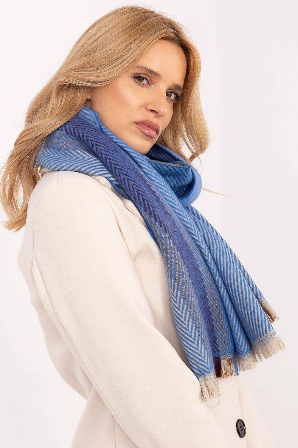 Lieber Deem Marktplatz - Wholesale Scarf - Women's - Scarf Model 206037 AT10