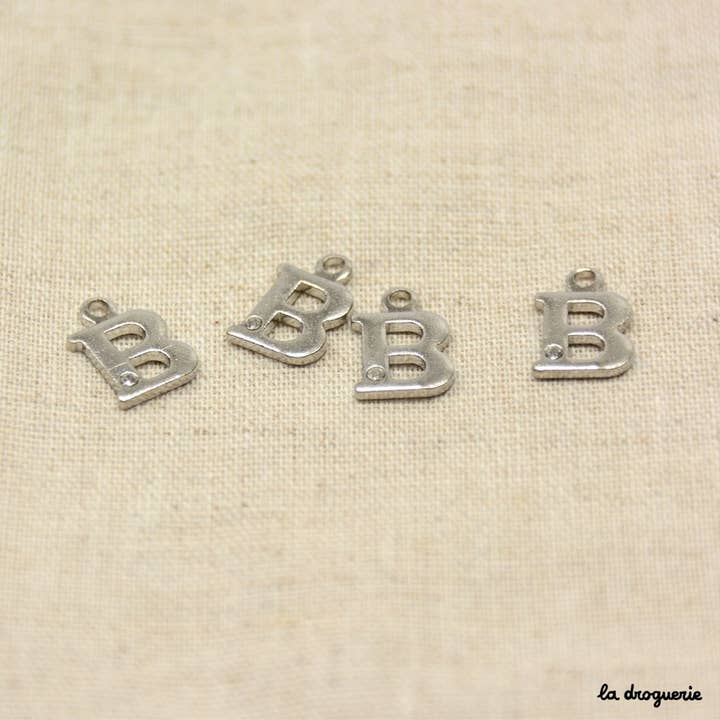 LA DROGUERIE - Wholesale Beads - Rhinestone Alphabet Pearl1