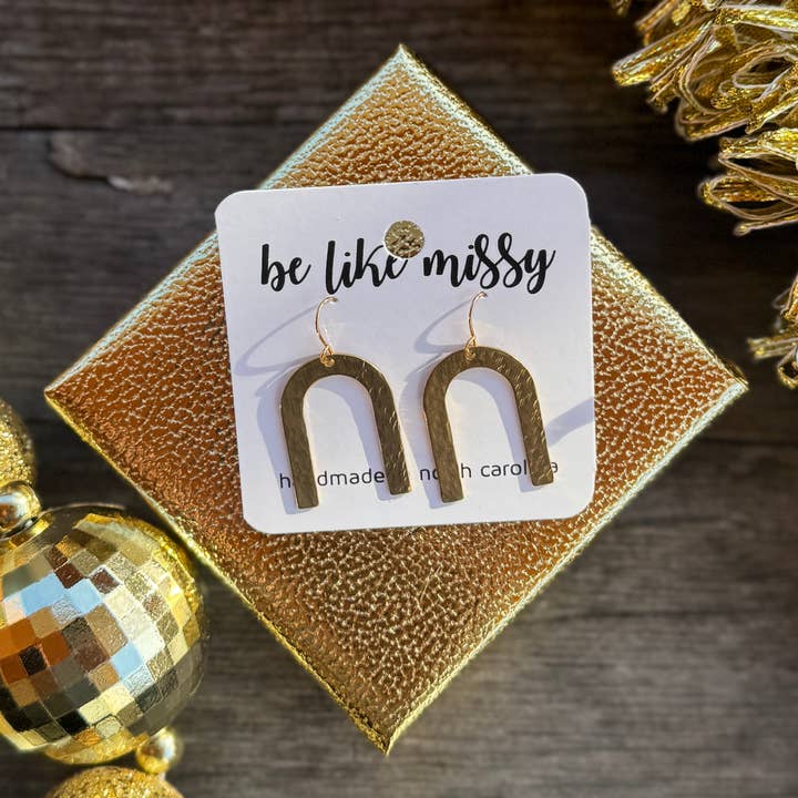 Hammered Brass Horseshoe Drops for wholesale by Be Like Missy