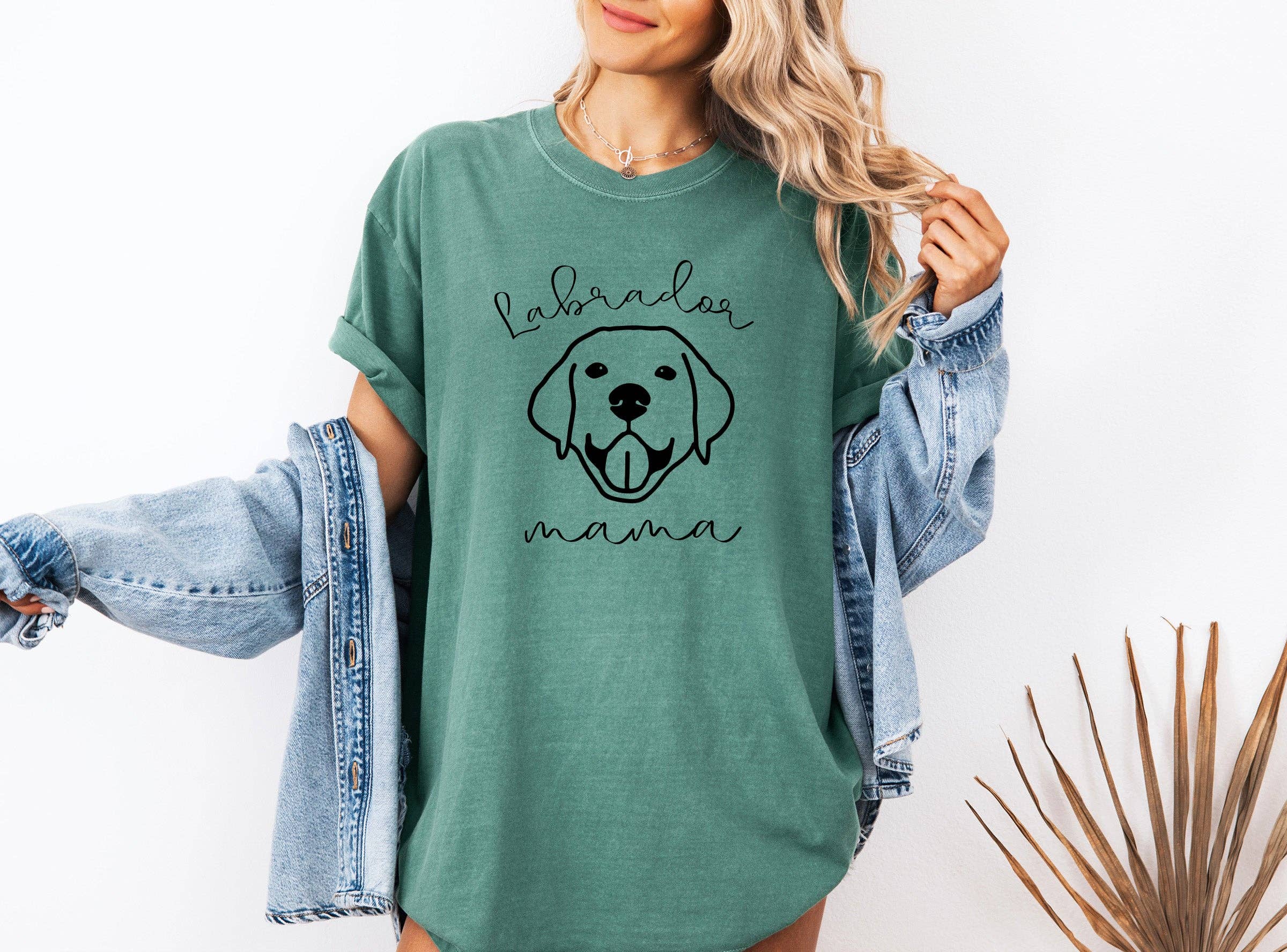 Verita Culture - Wholesale Screen Printed T-Shirt - Women's - Labrador Retriever Dog Mom Comfort Colors T Shirt (Copy)12