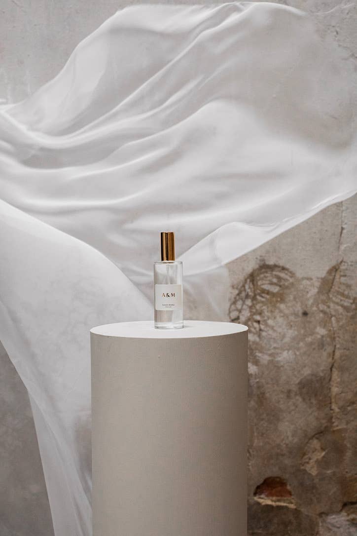 ELEVEN PEOPLE - Vendita all'ingrosso Spray per tessuti e ambienti - White Label Home Spray 100 ml0