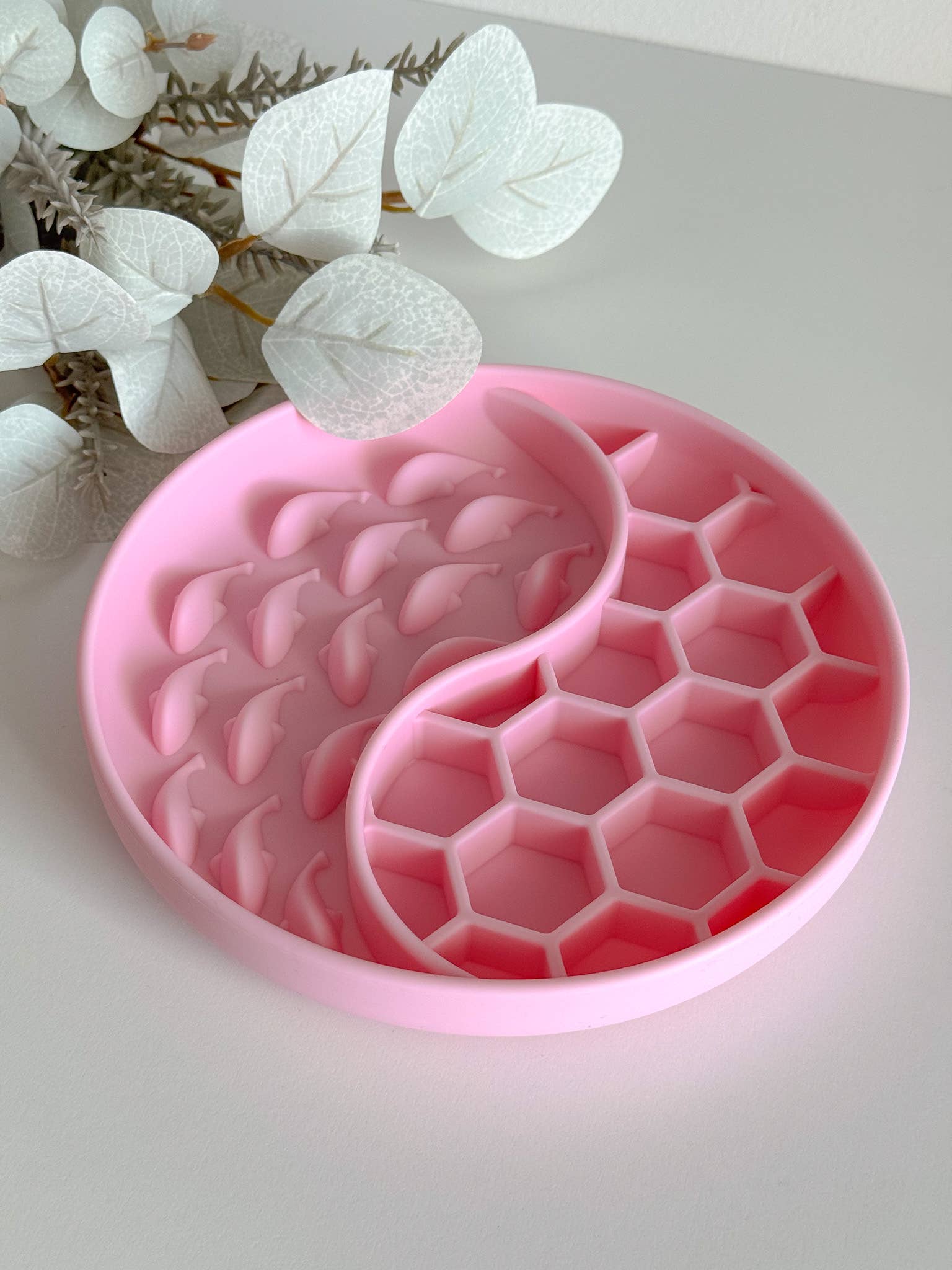 Doggotique - Wholesale Pet Food Mat - Dog - Lick Mat Yin&Yang for Dogs and Cats10