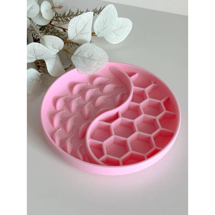 Doggotique - Wholesale Pet Food Mat - Dog - Lick Mat Yin&Yang for Dogs and Cats10