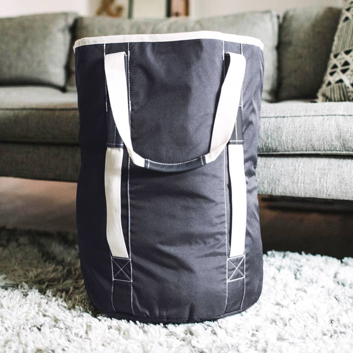 CleverMade - Wholesale Laundry Bag - Laundry Duffel