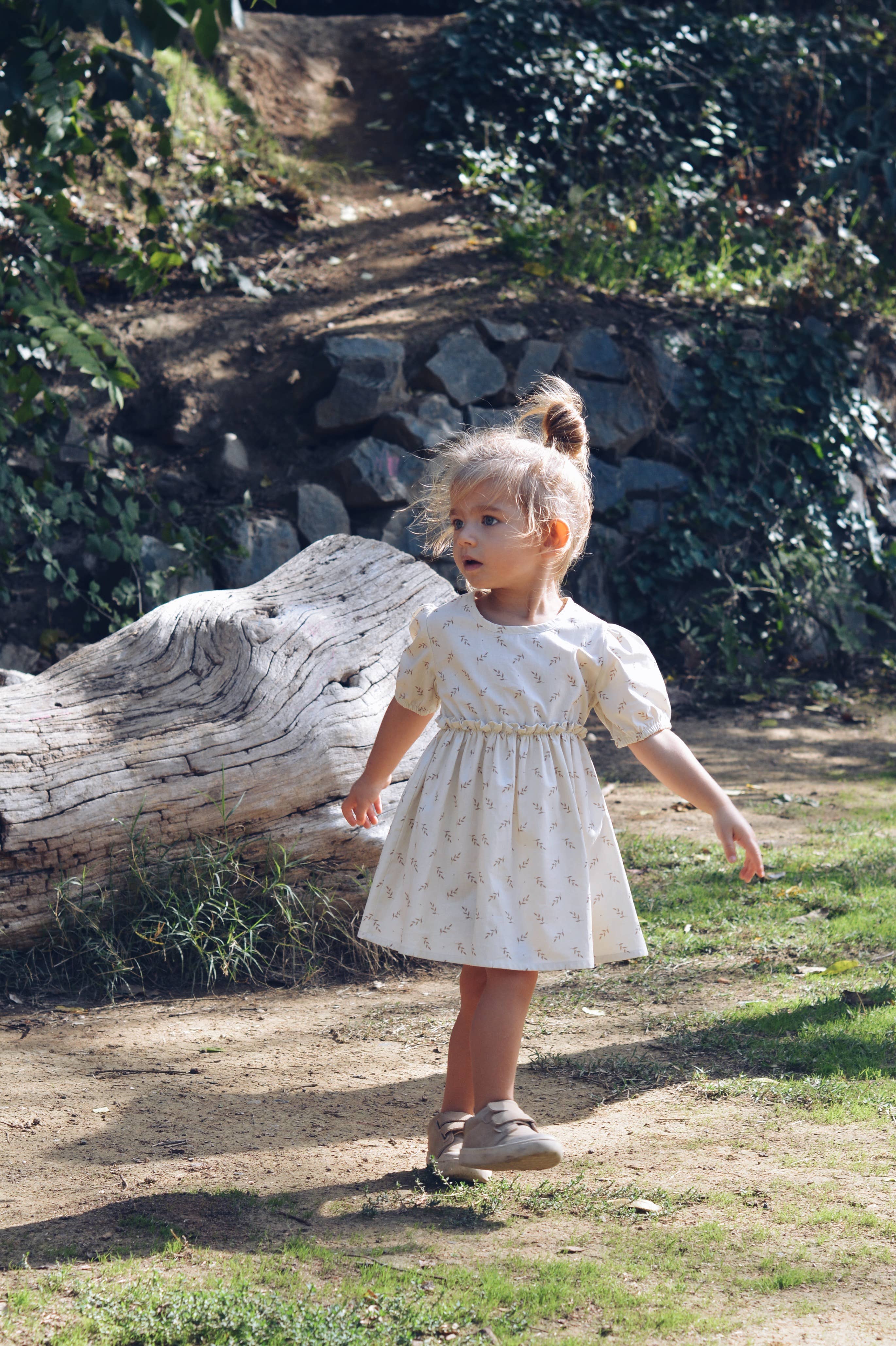 Eli & Nev (we cover U.S. import duties) - Vente Robe – bébé - Robe d'été fleurie pour petite fille beige 100% coton OEKO-TEX6