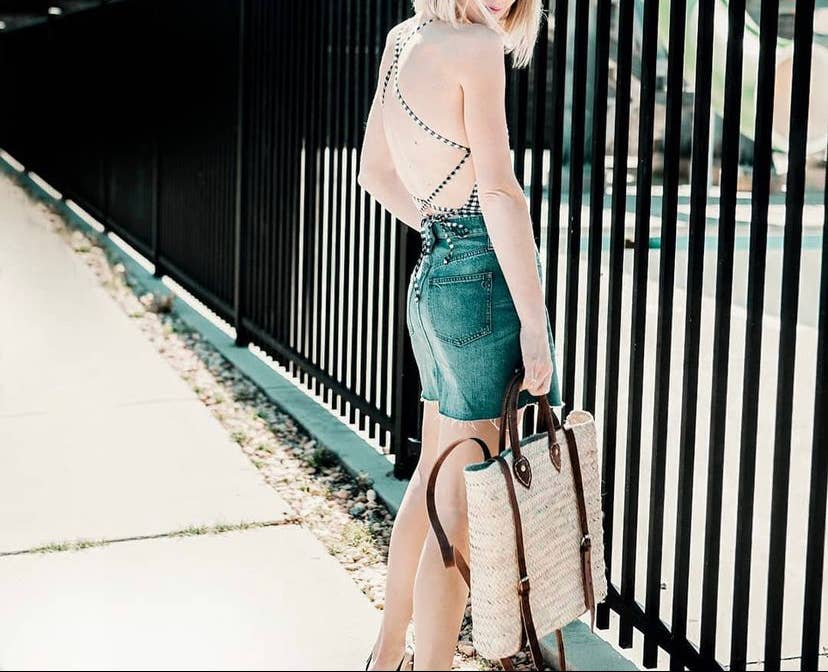 Mikwi – Großhandel Strandtaschen – Strandtasche aus Stroh mit Lederriemen - Rucksack aus Stroh12