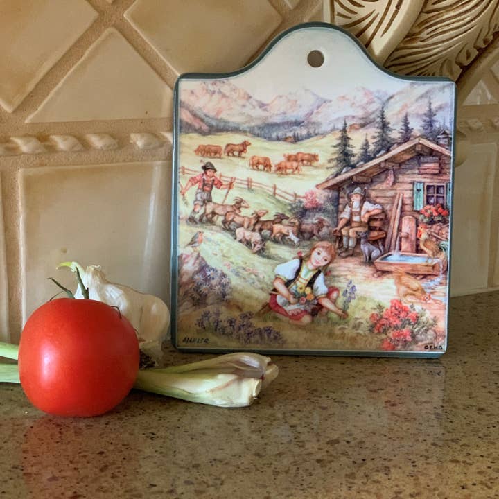 European Heritage Gifts - Wholesale Cheese Board - Ceramic Cheeseboard With Cork Backing: Heidi1