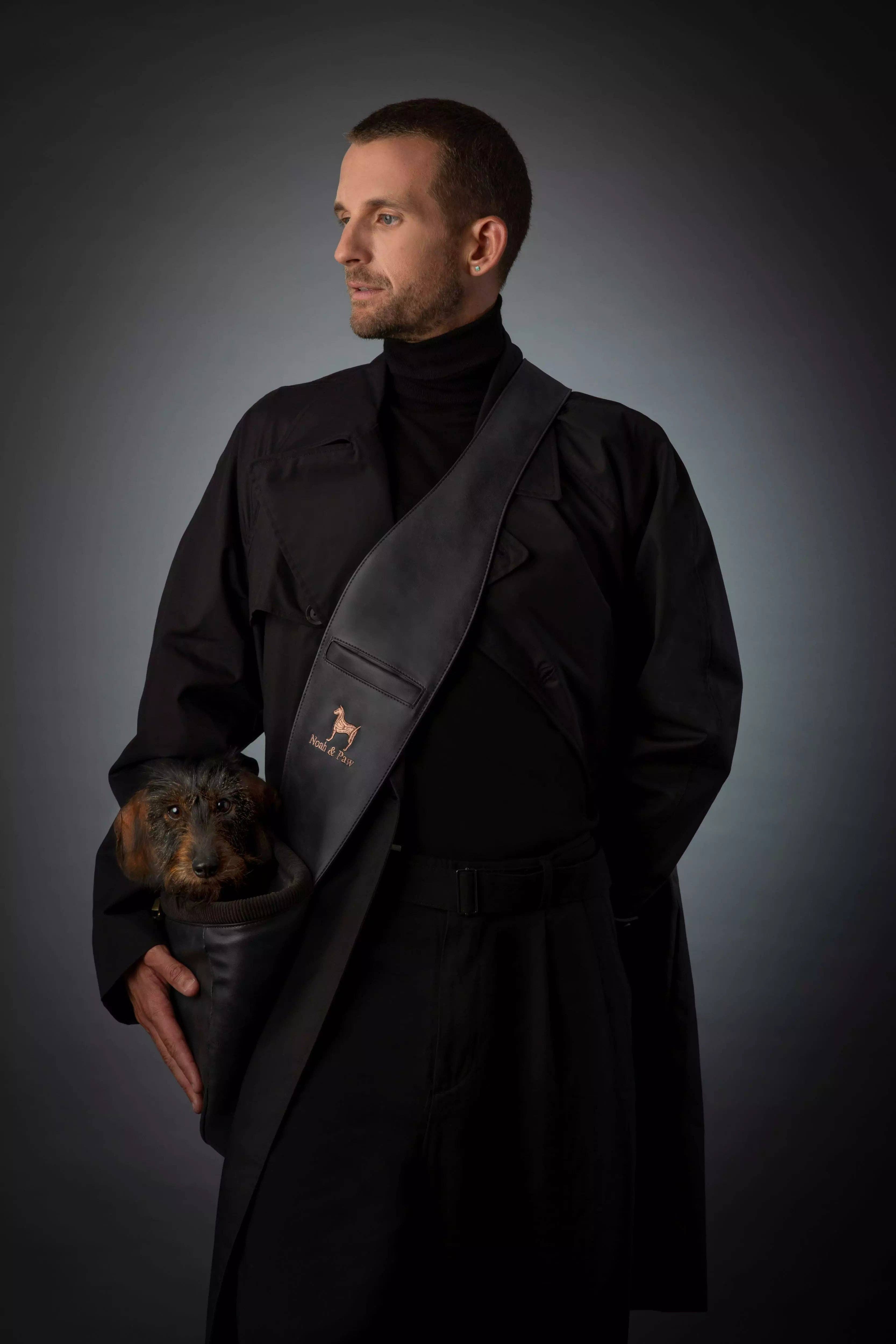 NOAH AND PAW LLC - Vente Caisse de transport – chat et chien - Porte-animal en bandoulière en cuir vegan avec triple sécurité2