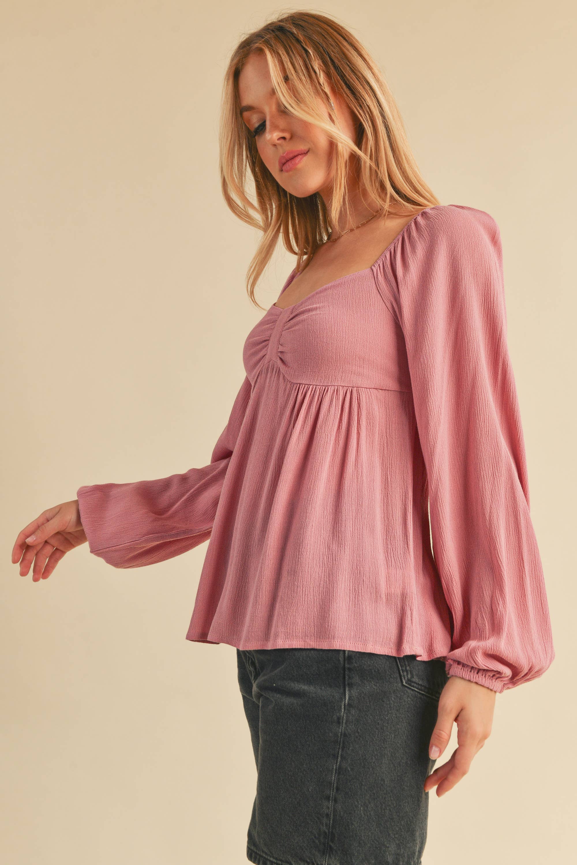 AEMI + CO - Wholesale Blouse - Women's - 8136BK Silvana Top17