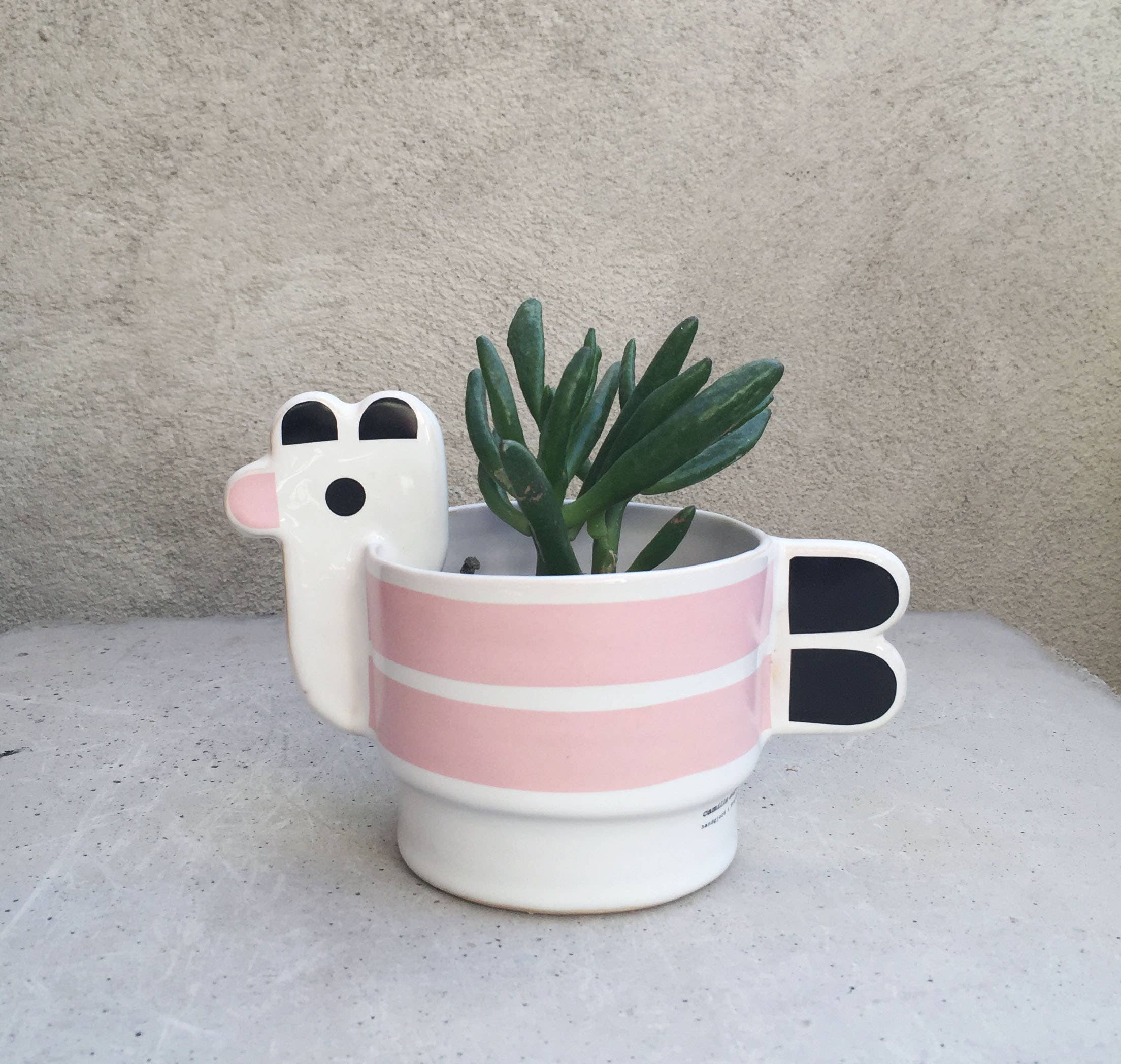 camillaengdahl – Großhandel Tischdeko – Agda – kleine rosa Henne2