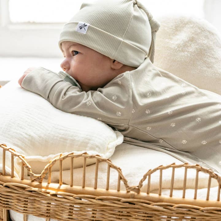 Huella de León Mono de Bambú con Cremallera and other Purchase Wholesale sanitaria bambini. Free Returns & Net 60 Terms on Faire trending on Faire.