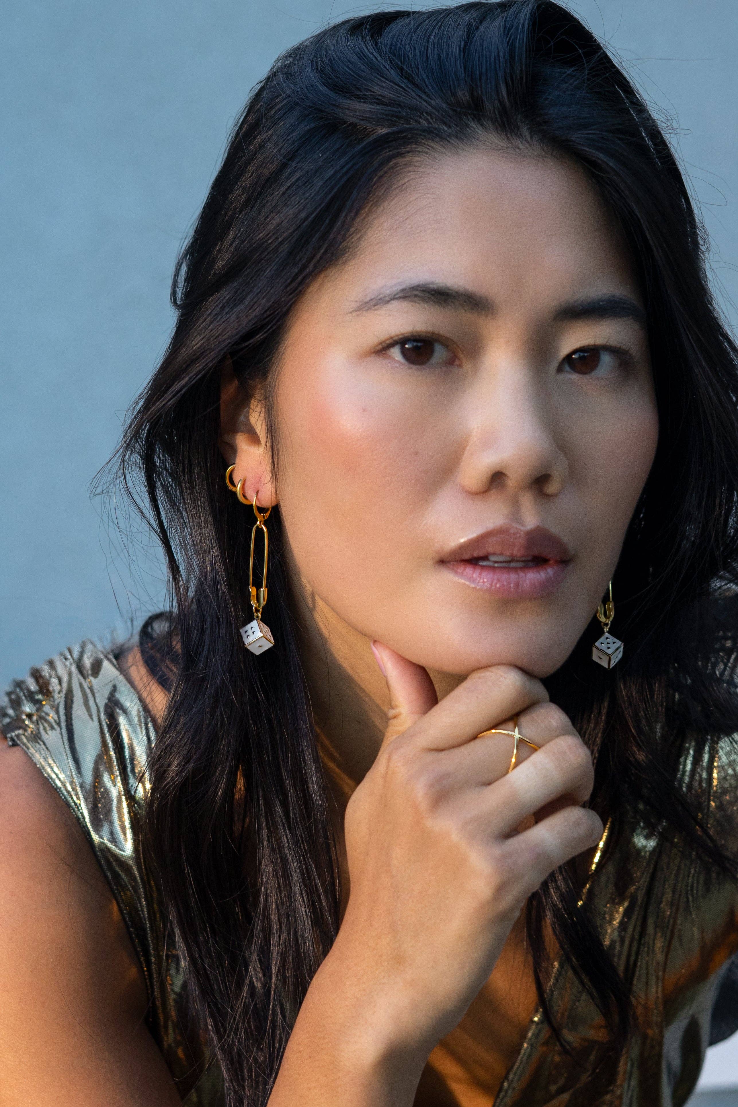 Peter and June – wholesale Hängande örhängen – High Roller Örhängen - 18K Guldpläterade2