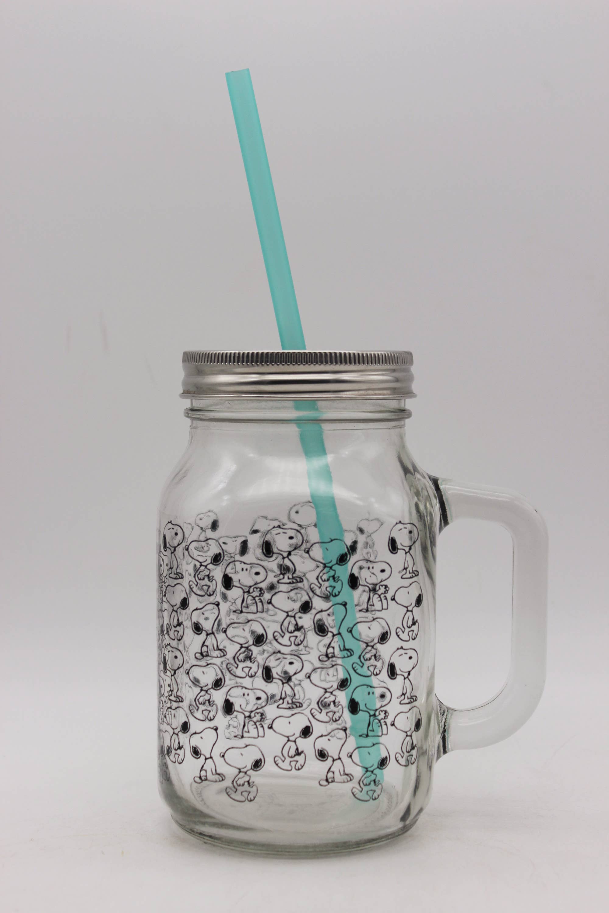 Silver Buffalo - Wholesale Drinking Glass/Cup - Peanuts Snoopy Pattern 21oz Glass Mason Jar w Lid and Straw1