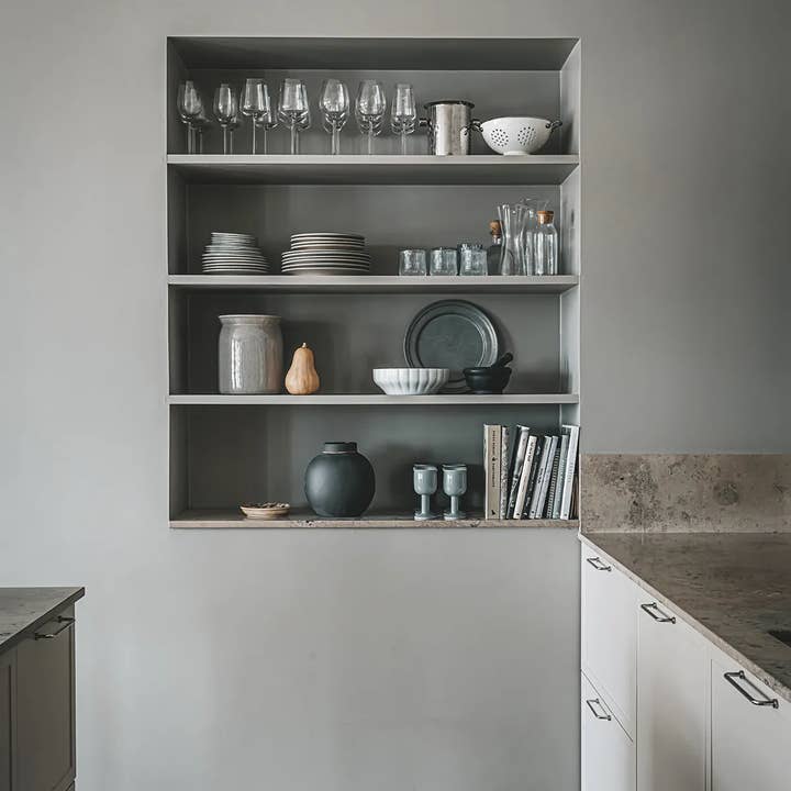Cozy Publishing - Wholesale Book - Adult - Home Made - Secrets To Timeless Interiors