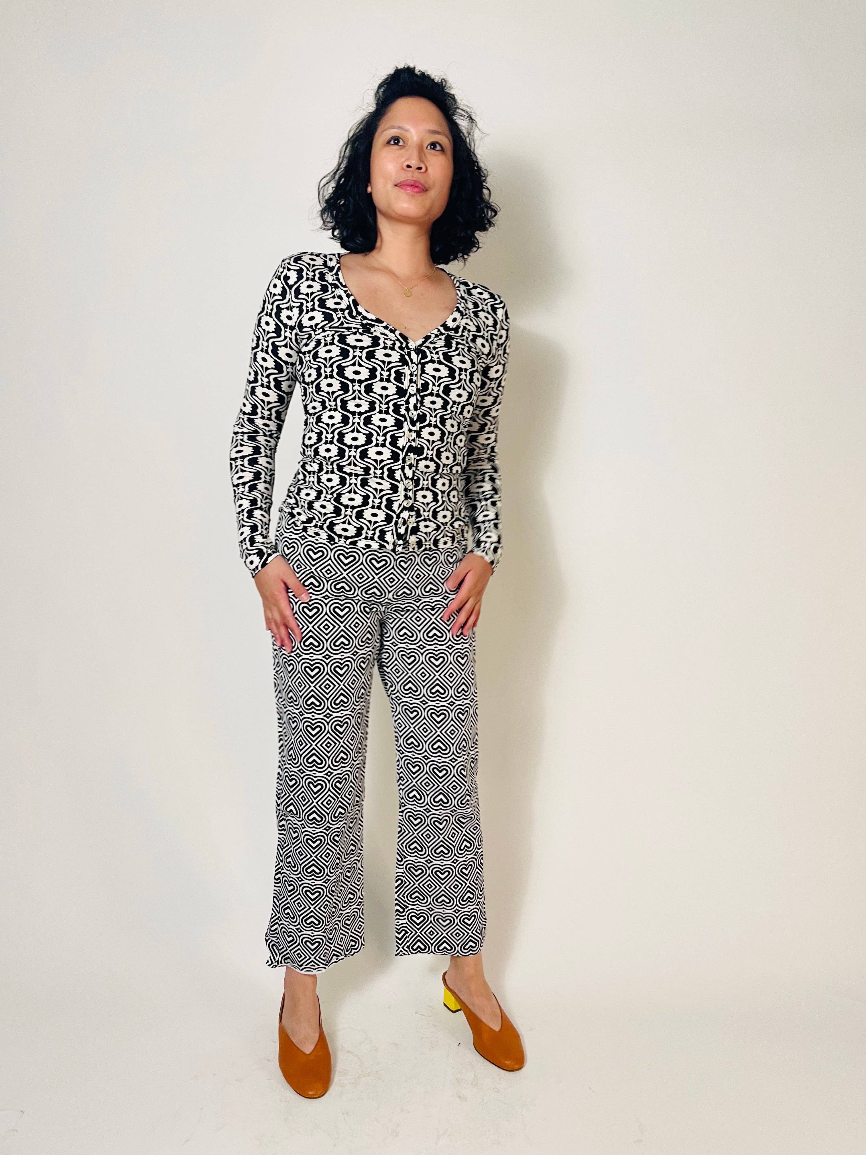 Altar - Wholesale Dress - Women's - Zora Cardigan in Deco Floral14