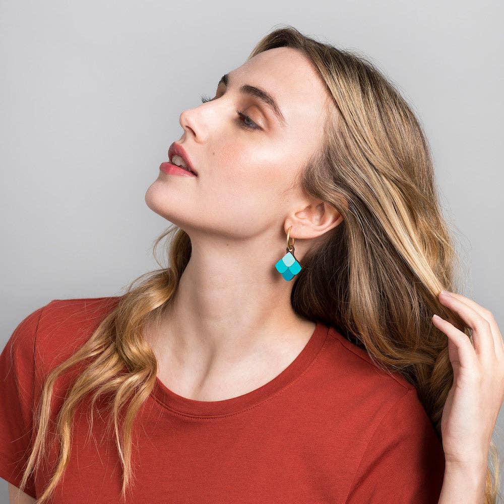 Materia Rica - Vente Boucles d'oreilles pendantes - Balances Gaudi vertes1