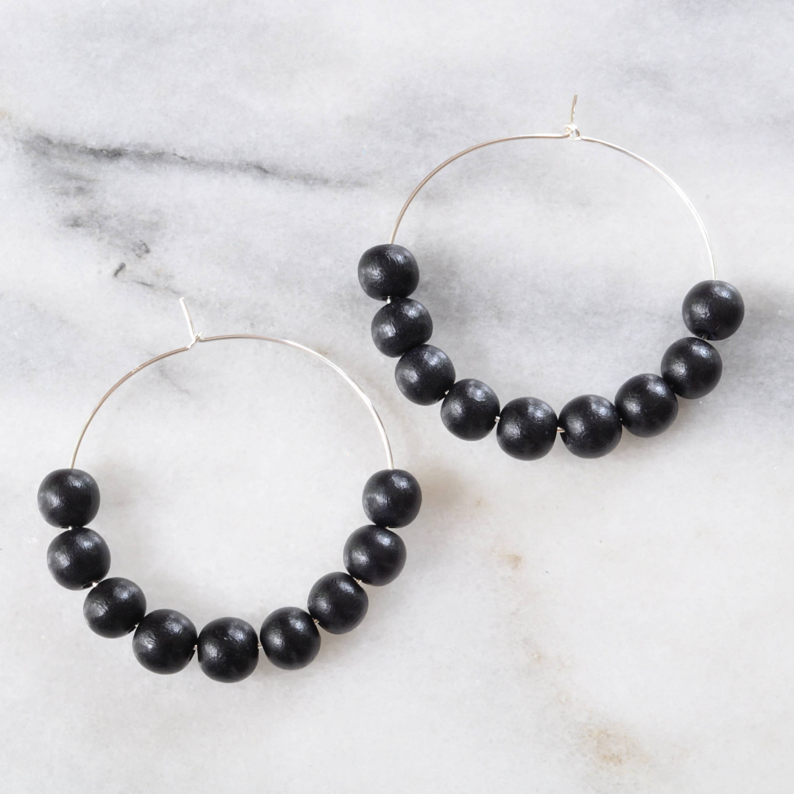 Libby & Smee - Wholesale Oorringen - Wood Bead Hoepeloorbellen6