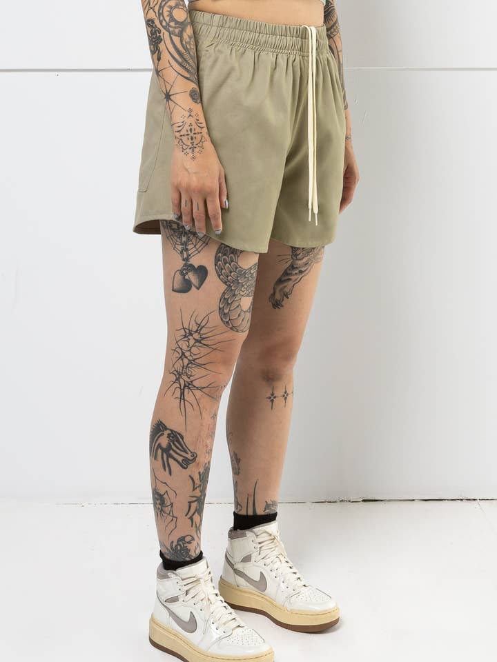 ALYSSA PANTALONCINI CORTI per la vendita all'ingrosso da parte di Mercy House Studio