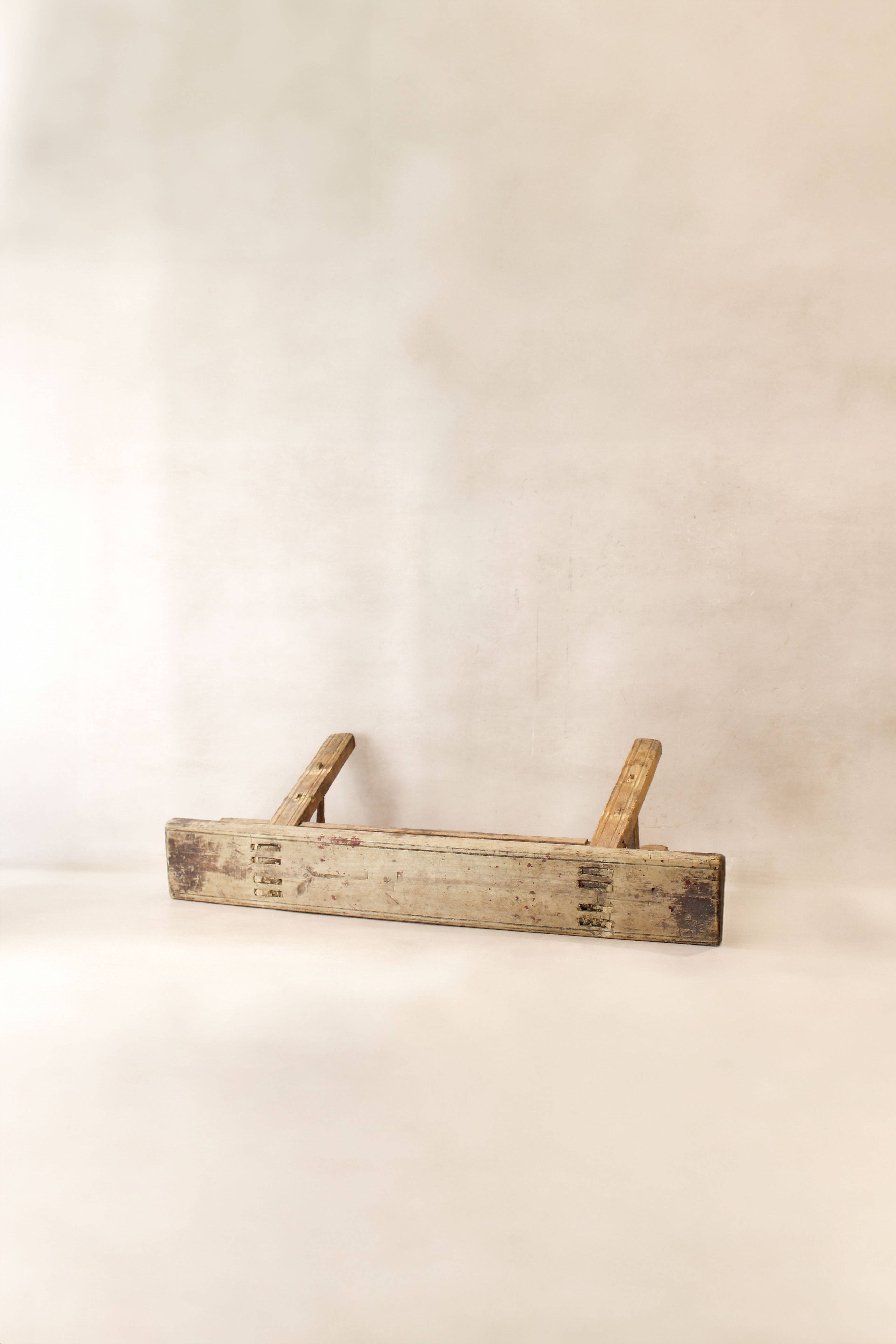 Botanical Boys – wholesale Bench – Antique Rustic Elm Bench 081