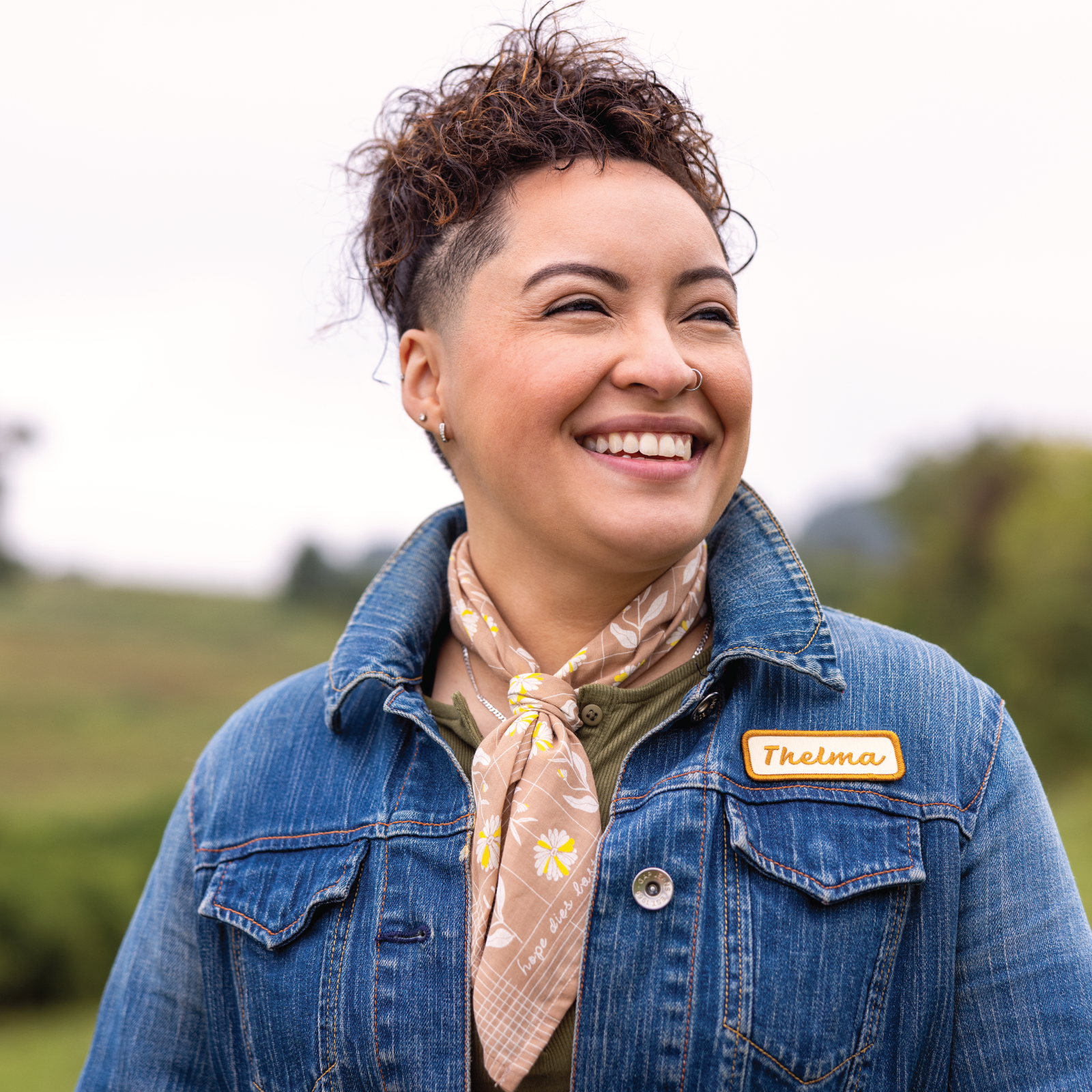 Jenni Earle - Vente Bandana – femme - Bandana en voile de coton de luxe – mantra « L'espoir meurt en dernier » - moka1