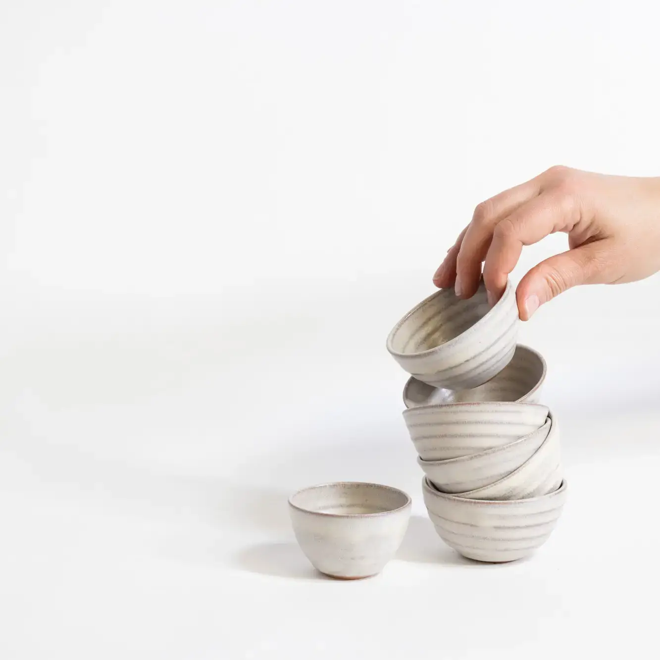 Gravesco Pottery – wholesale Skål – Artist Choice små skålar i 4 färger | Handgjord keramik2