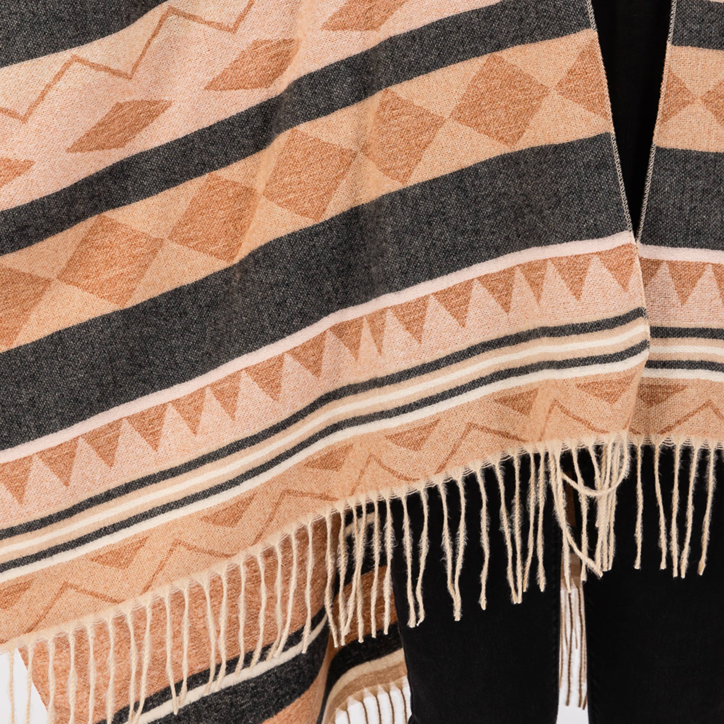Hana – wholesale Kimono – Women's – Aztec Pattern with Fringe Ruana Winter Kimono5
