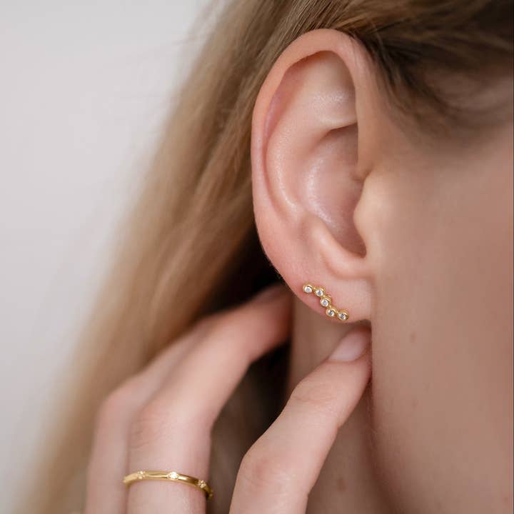 Orecchini "Ondra" per la vendita all'ingrosso da parte di Studio Karl