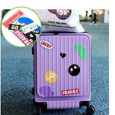 K_Wonderland - Venta al por mayor Maletas - Lucky Planet Lugage - Carry on 21 pulgadas con portavasos y pegatinas