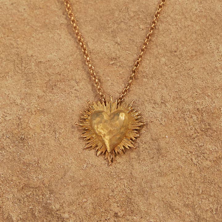 Agapée Jewelry - Vendita all'ingrosso Collana con ciondolo/pendaglio - Collana Amada con ciondolo a cuore vintage in oro impermeabile2