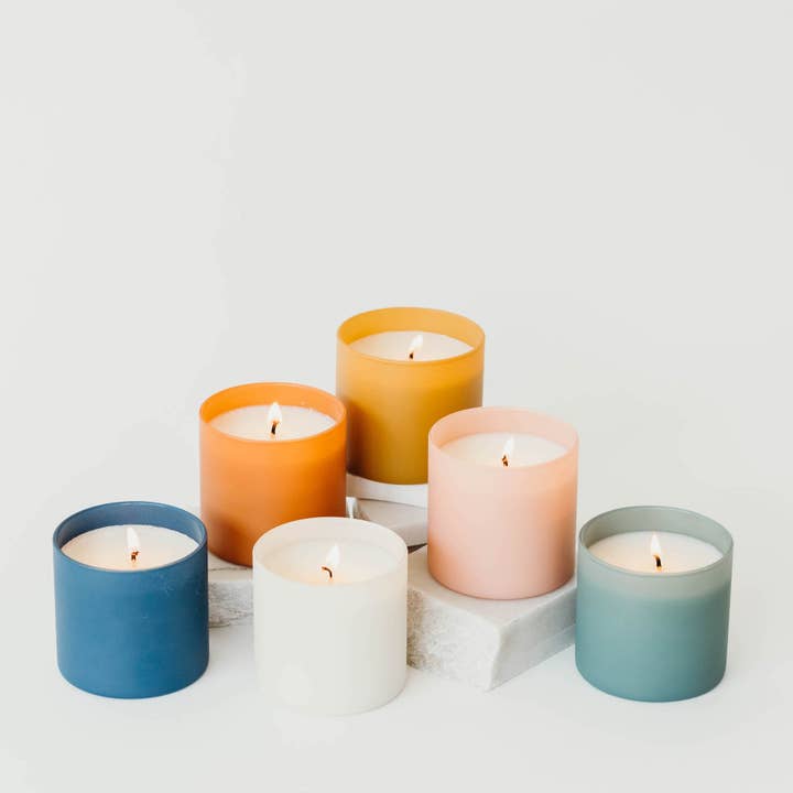 Calyan Wax Co. - Wholesale Jar/Filled Candle - Vetiver + Tonka - Dignity Series Soy Candle