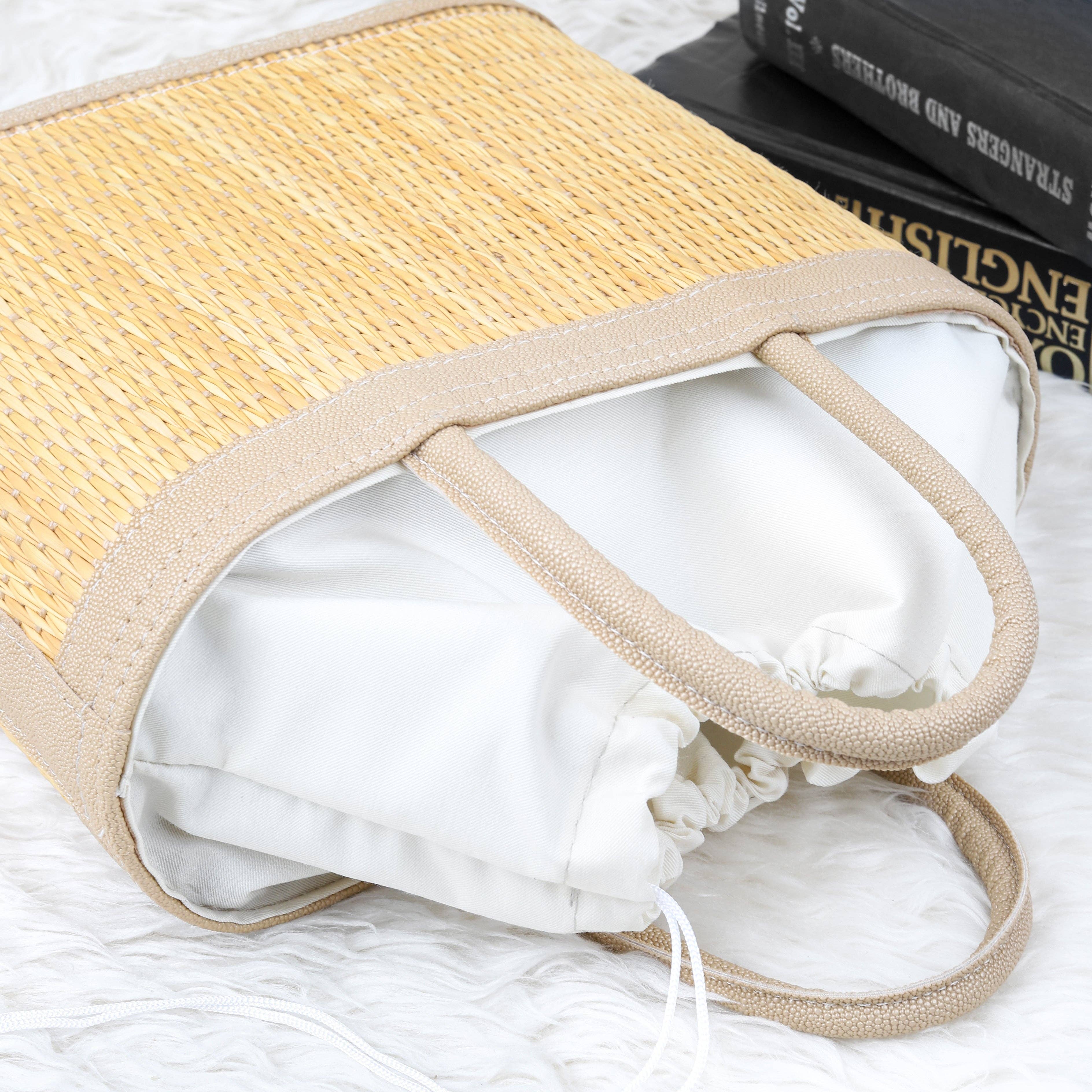 Krafts GmbH Olive Wood - Wholesale Beach Bag - Artisan Woven Straw Tote Bag - Handmade Tunisian Beach Bag2