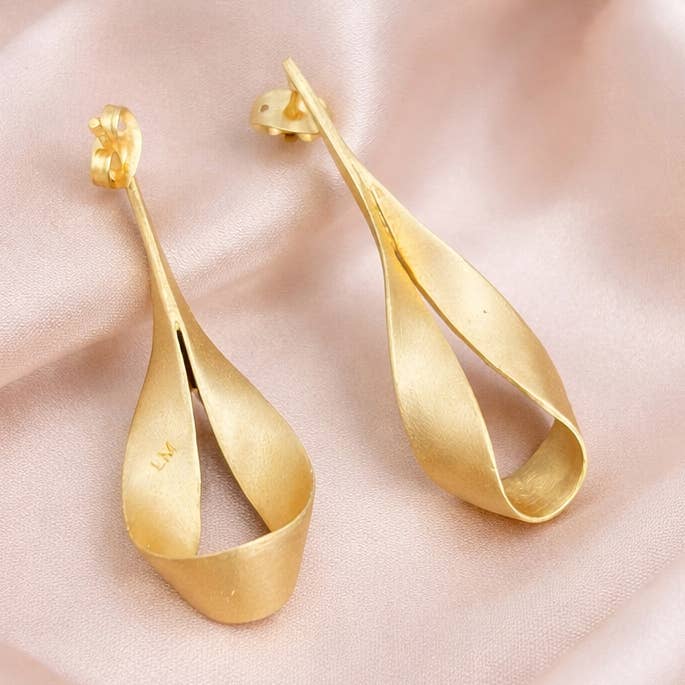 Boucles d'oreilles LAZO plaquées or - Design avec caractère pour la vente par LA MAR