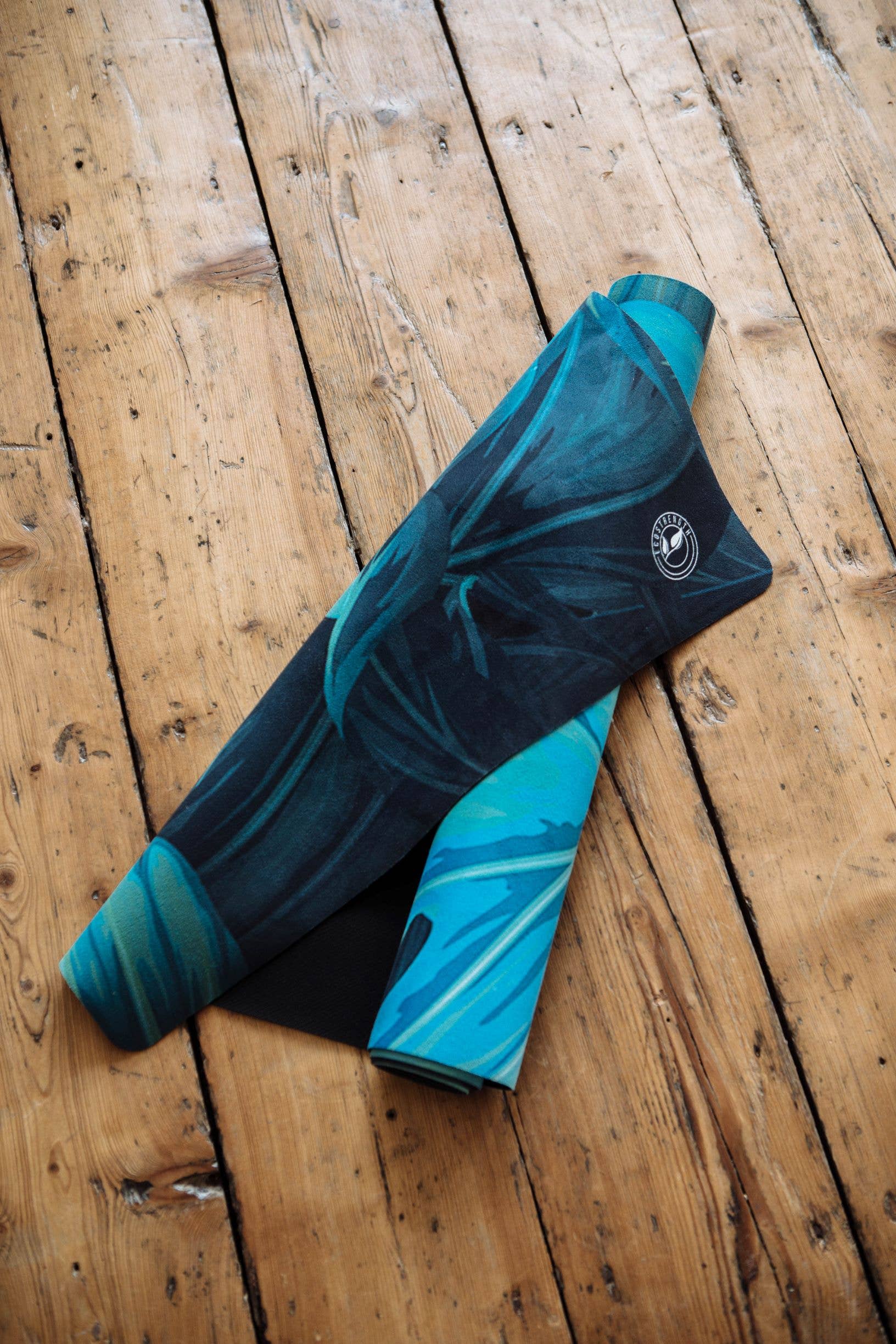 EcoStrength - Wholesale Yoga Mat - Microfiber Travel Yoga Mat (1.5mm) Green Botanical1