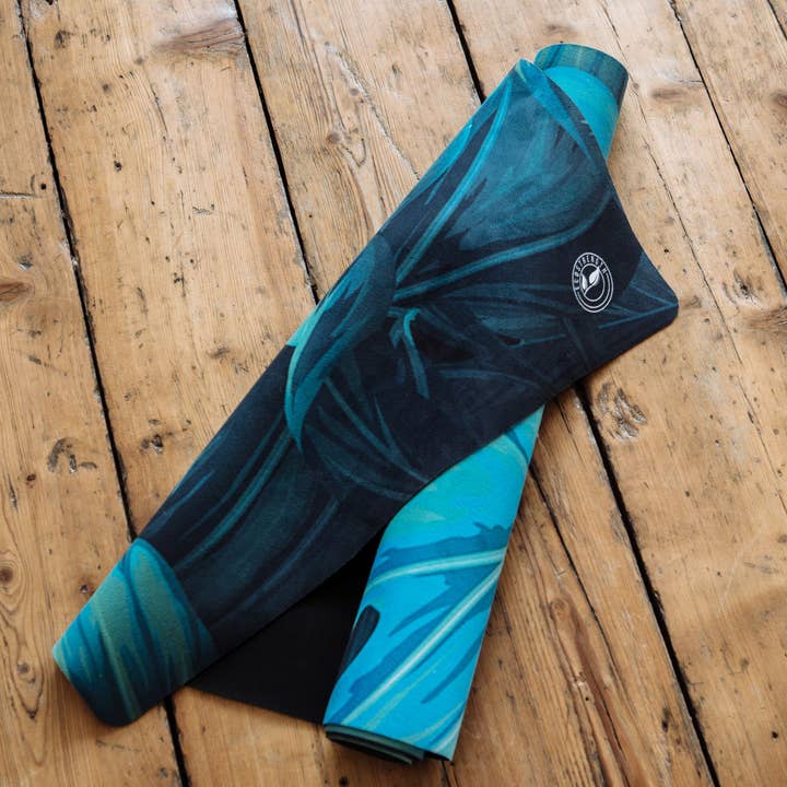 EcoStrength - Wholesale Yoga Mat - Microfiber Travel Yoga Mat (1.5mm) Green Botanical1