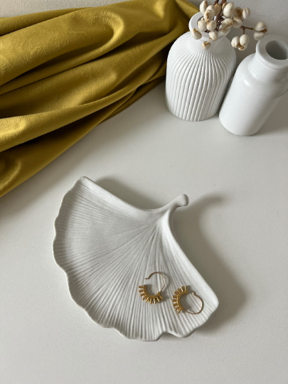 Dovekie & Finch - Vente Plateaux décoratifs - Plateau à feuilles de ginkgo7