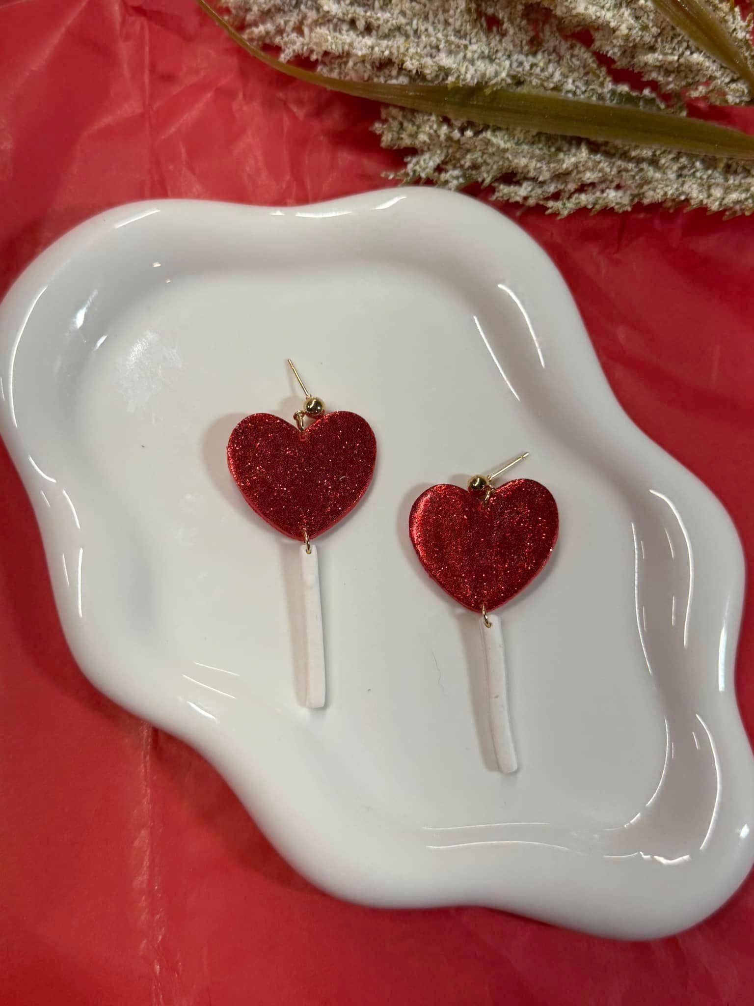 Watch Me Bloom - Venta al por mayor Pendientes colgantes - Piruletas de Corazón Rojo con Purpurina | Pendientes de Arcilla Polimérica0