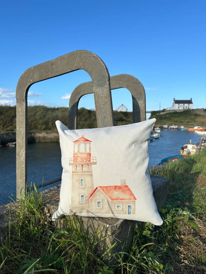 “Lighthouse” Pude for engroshandel hos Cole Beach - Northumberland