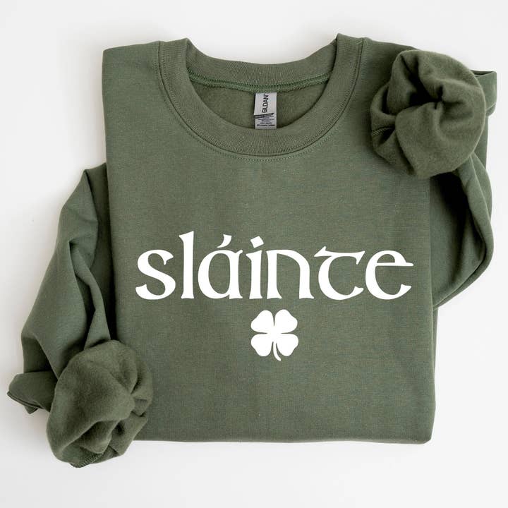 Slainte, Gesundheit, Gälisch, Luck, St. Patrick's Day Sweatshirt für den Großhandel von Refinery Number One LLC
