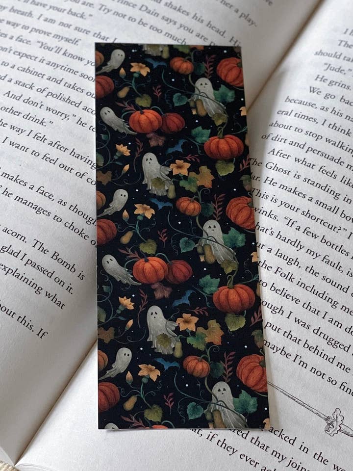 Pumpkins & Ghosts mjukt matt bokmärke för wholesale av Wolf & Wren Co.