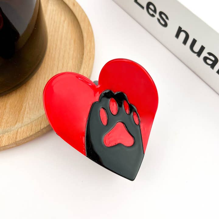 TheDivaSoap - Wholesale Hair Clip - Women's - Heart-Shaped Claw Clip, Valentine's Day Date Hair Clips3