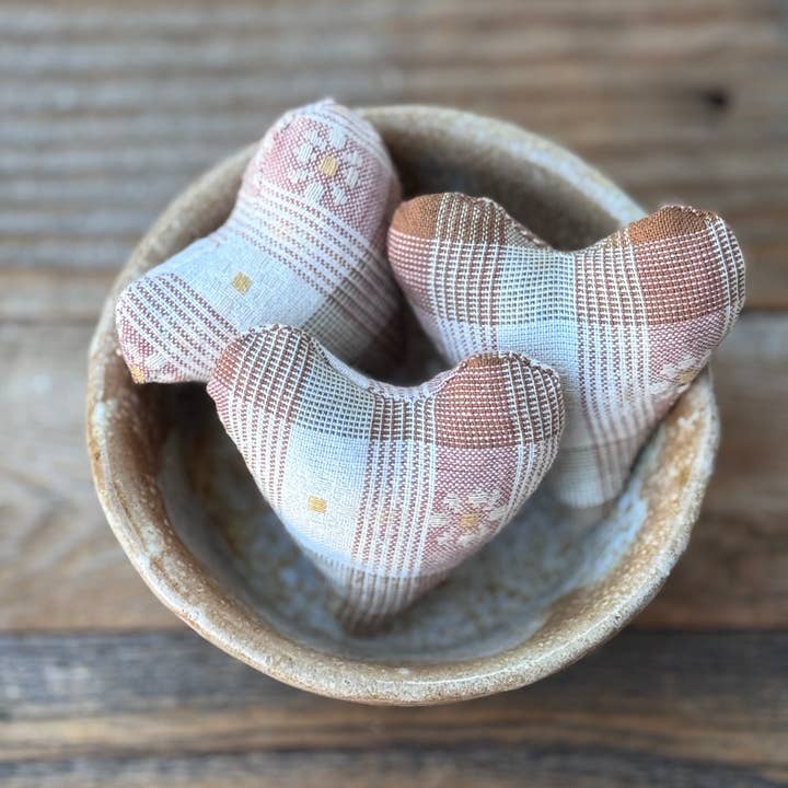 Belle's Nest - Wholesale Sachet - Daisy Plaid Mini Lavender Heart Sachets 2