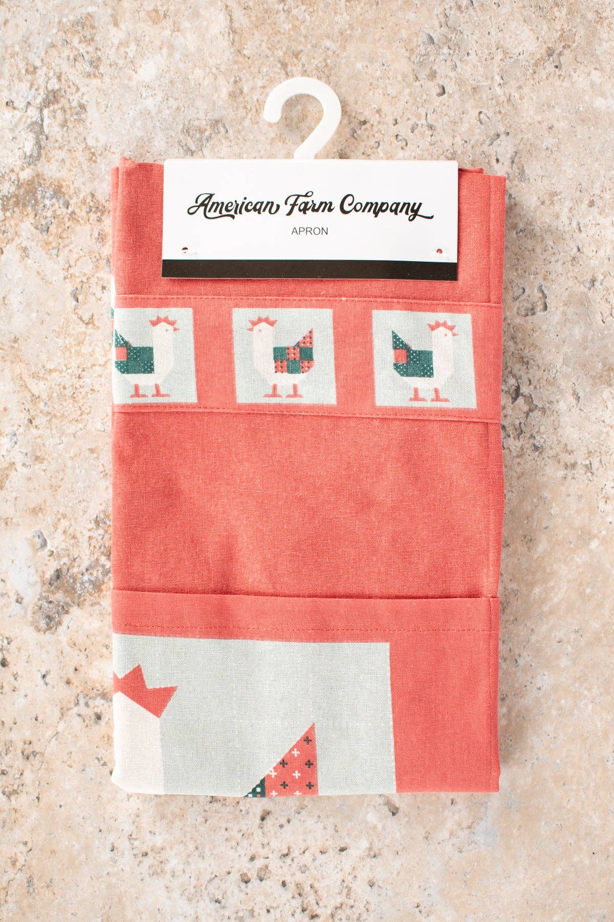 American Farm Company - Vente Tabliers - Tablier de Noël en patchwork avec poules3