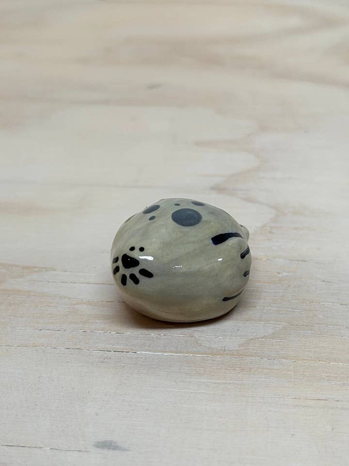 Gray Round Seal Ceramic Pal for wholesale by Rolly Poly Studios