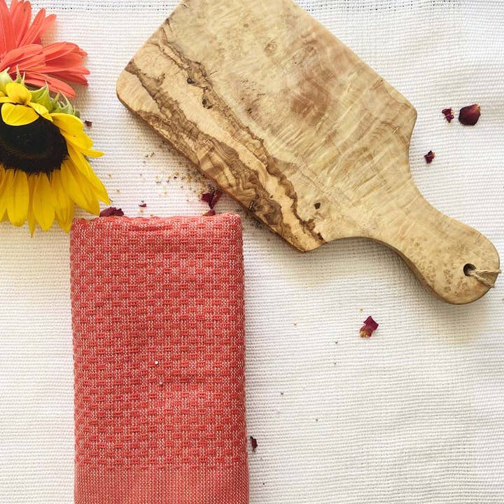 Scents and Feel - Wholesale Cutting Board - Olive Wood Rustic Small cutting Board 8"6