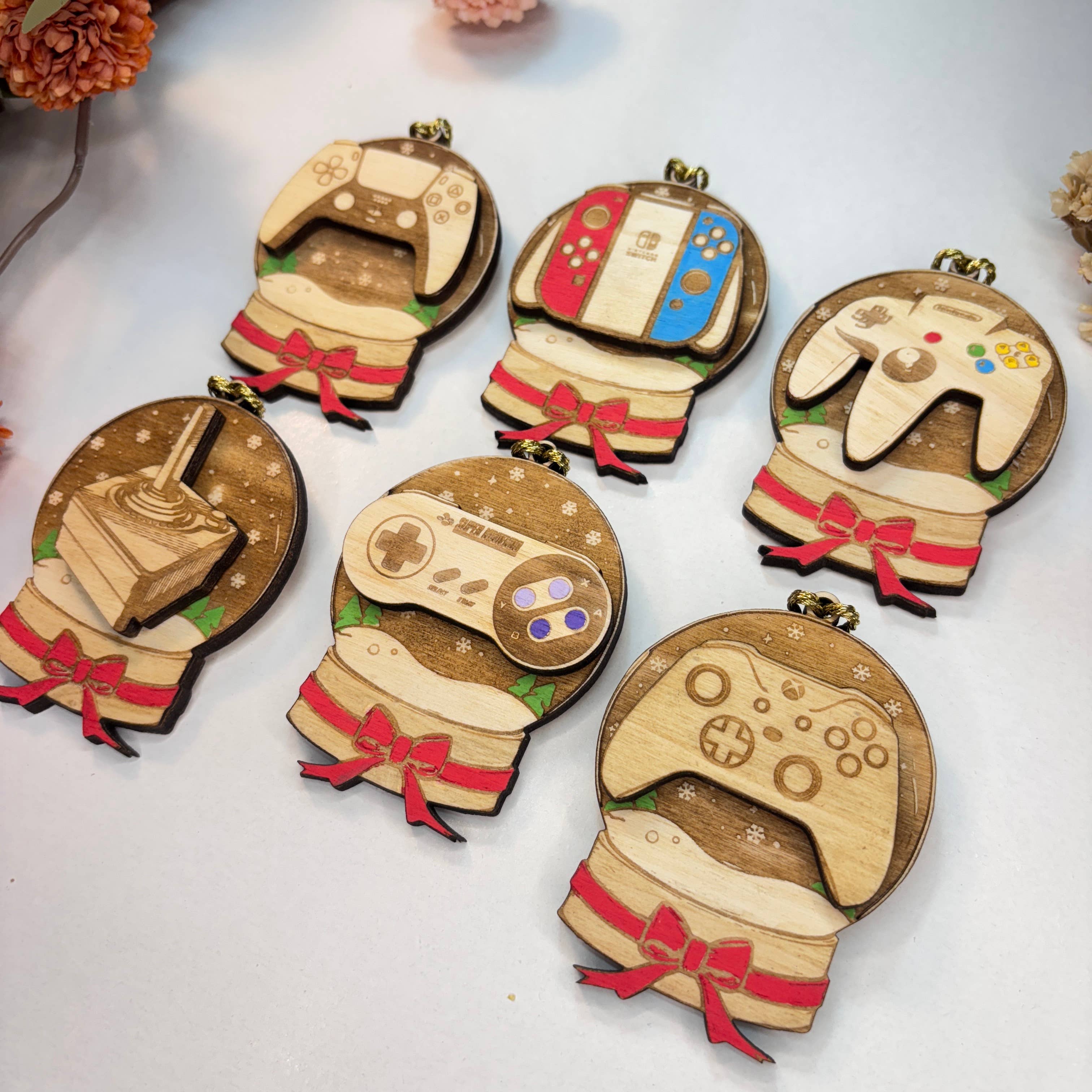Studio Rima - Wholesale Ornament Set - Gamer Christmas Wooden Ornaments - 30pcs - Controllers1