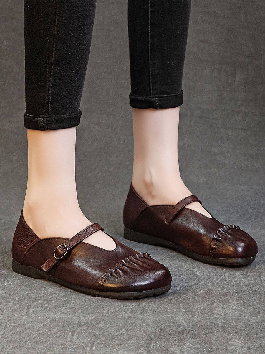 StyleGalX – wholesale Lågskor - Dam – Vintage damskor i äkta läder med låg klack och detaljer i splices0