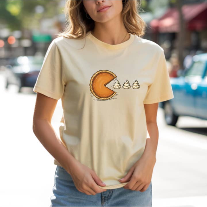 Glaime – wholesale T-shirt (graphic) – women's – Comfort Colors Funny Pumpkin Pie Chasing Shirt, Thanksgiving1