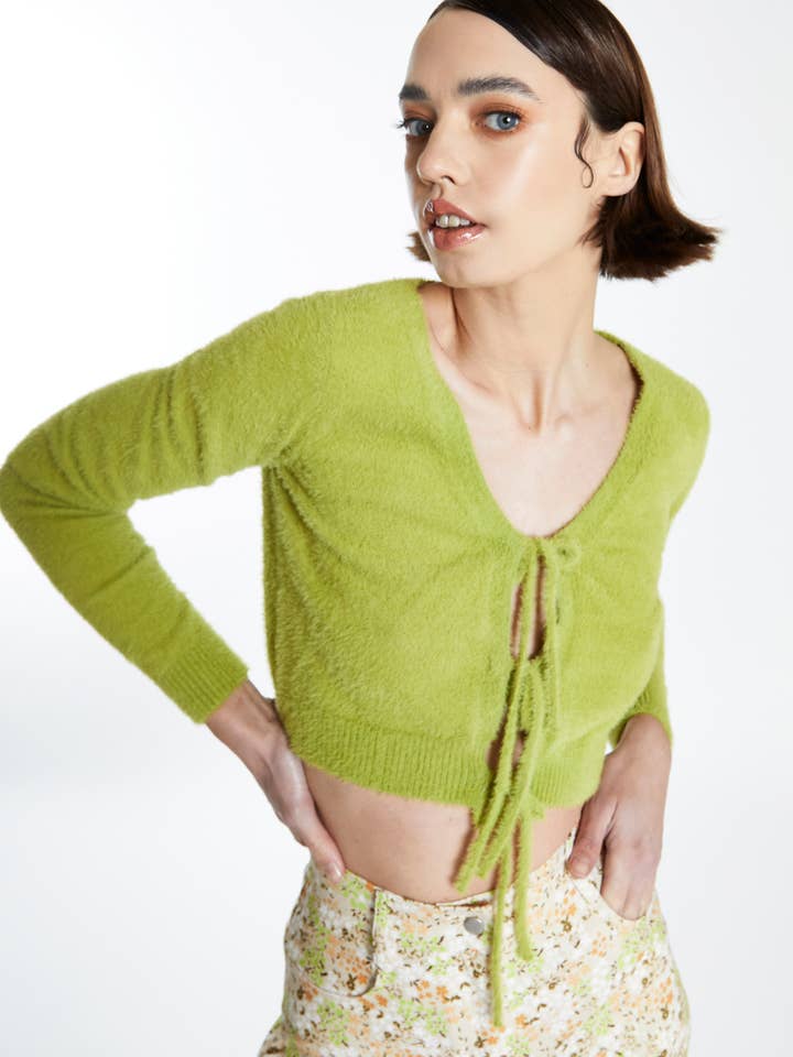 Knyt fram Cardigan med låg V-ringning och lång ärm för wholesale av Glamorous (EU)