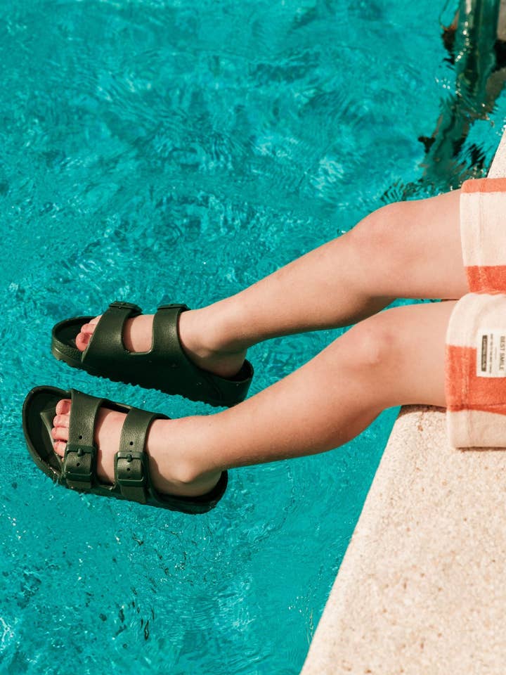 HAWAII H2O KAKI BARN för wholesale av GENUINS