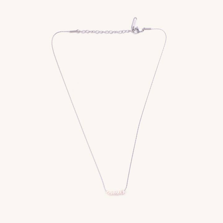 Collana Nina Dainty Pearl - Argento per la vendita all'ingrosso da parte di Nikki Smith Designs